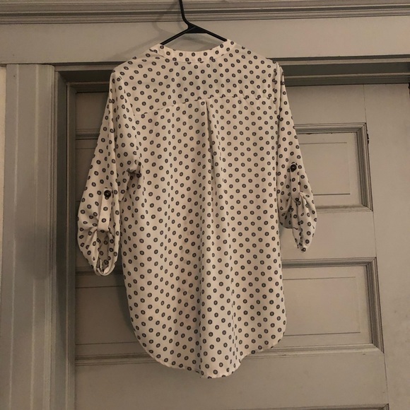 Flowy patterned top - Picture 2 of 4